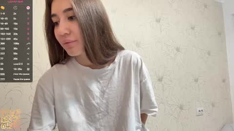 Emily online show from 06/18/26, 04:02