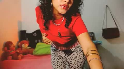 Margareth online show from 10/22/25, 01:50