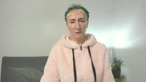 margaretmature online show from 10/16/25, 03:13