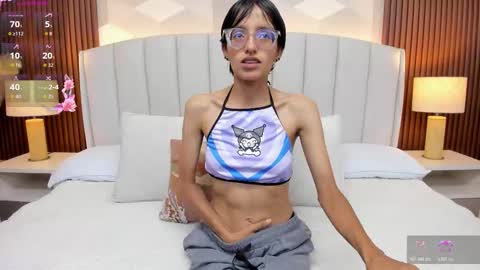 Snapshot of marge_lasander chatting on 11/07/25, 02:22 Aitana online show from 11/07/25, 02:22