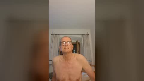 marginalie online show from 06/15/26, 06:59