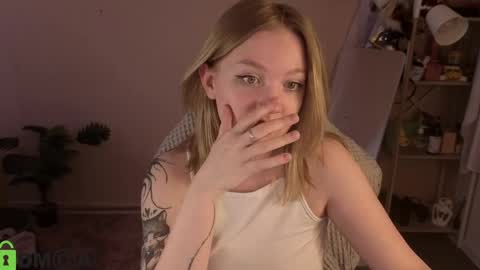 Snapshot of margo_ring chatting on 04/09/26, 09:04 Margo online show from 04/09/26, 09:04