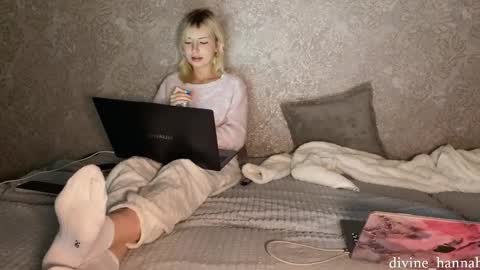 Margo online show from 09/29/25, 10:14