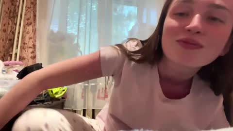 Snapshot of margopesavento chatting on 05/23/26, 04:33 Chloe online show from 05/23/26, 04:33