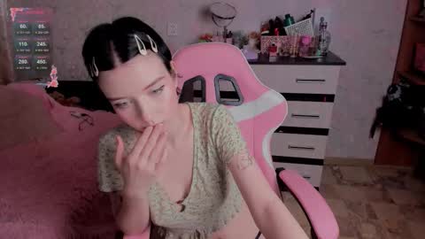Margot online show from 10/25/25, 07:52