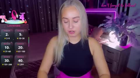 MargoSugar online show from 11/23/25, 10:59