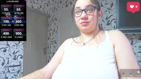Snapshot of margosweet777 chatting on 09/10/25, 06:13 margosweet777 online show from 09/10/25, 06:13