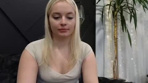 margot_robbie7 online show from 01/28/25, 03:04