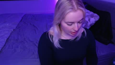 margot_robbie7 online show from 05/14/26, 01:45