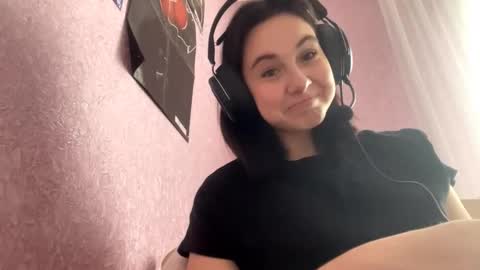 Snapshot of margueriteheishman chatting on 09/19/25, 05:53 Alya online show from 09/19/25, 05:53