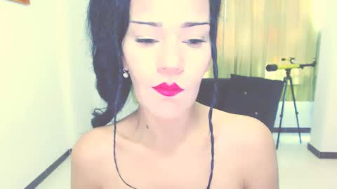 mari4you69 online show from 09/10/25, 01:44