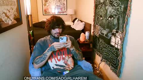 Mari online show from 01/16/25, 12:42