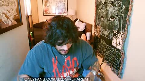 Mari online show from 01/16/25, 03:46