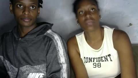 Snapshot of mari_clau_hot chatting on 11/17/25, 10:59 mari_clau_hot online show from 11/17/25, 10:59