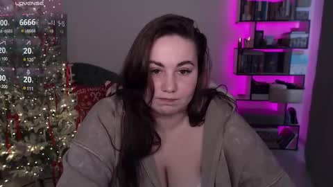 Snapshot of mari_moore7 chatting on 12/15/24, 09:35 mari moore online show from 12/15/24, 09:35