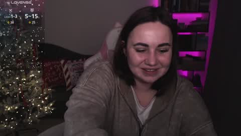 Snapshot of mari_moore7 chatting on 12/17/24, 06:09 mari moore online show from 12/17/24, 06:09