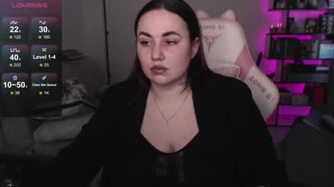 Snapshot of mari_moore7 chatting on 03/11/26, 10:43 mari moore online show from 03/11/26, 10:43