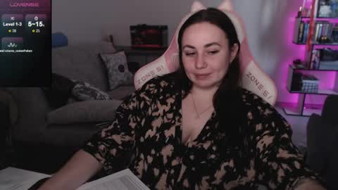 Snapshot of mari_moore7 chatting on 05/21/26, 07:48 mari moore online show from 05/21/26, 07:48