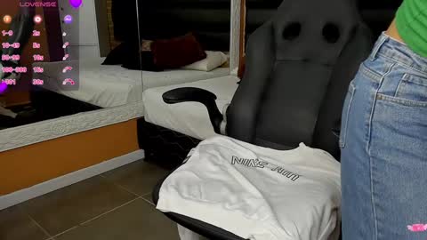 mari_salgado online show from 01/30/25, 11:33