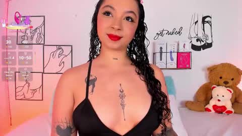 Mari Sweett  online show from 09/19/25, 08:31