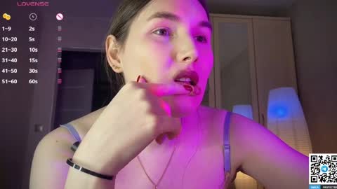 Snapshot of maria_bowie chatting on 04/23/26, 12:29 Maria online show from 04/23/26, 12:29