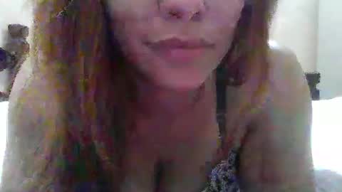 Snapshot of maria_eugenia chatting on 03/22/26, 07:56 Mareu online show from 03/22/26, 07:56