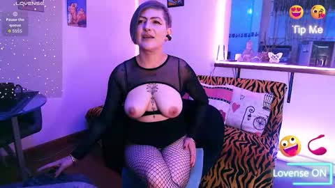 Snapshot of maria_fernandaxxx_ chatting on 10/01/25, 08:37 Maria fernanda online show from 10/01/25, 08:37