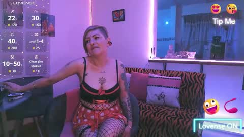Snapshot of maria_fernandaxxx_ chatting on 10/15/25, 03:39 Maria fernanda online show from 10/15/25, 03:39