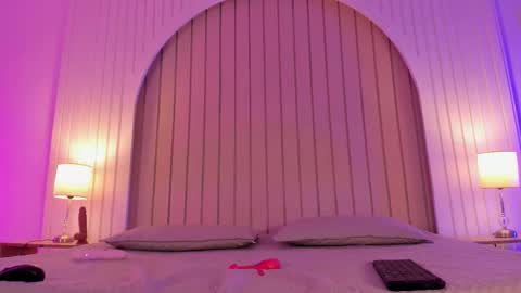 Maria  online show from 12/01/25, 11:26