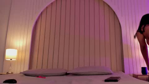 Maria  online show from 12/05/25, 11:41