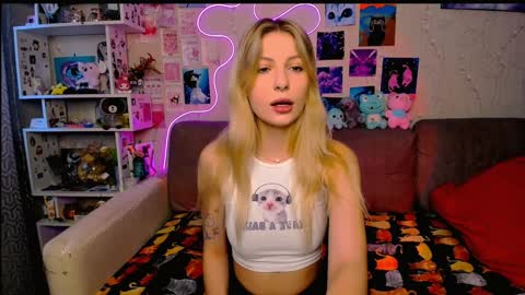 Maria online show from 01/15/25, 04:25