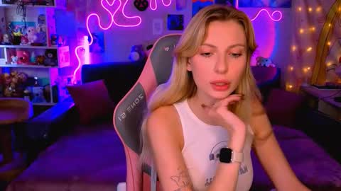 Maria online show from 09/26/25, 01:53