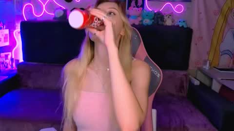 Maria online show from 11/08/25, 05:07