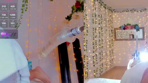 Maria Jones  online show from 01/27/25, 04:52
