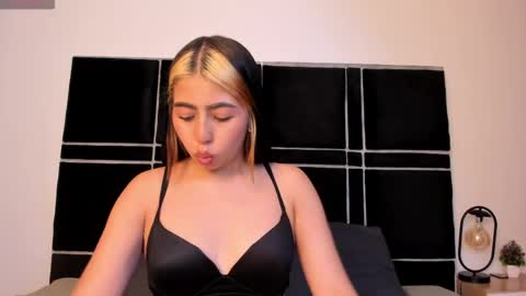 maria online show from 05/27/26, 01:57