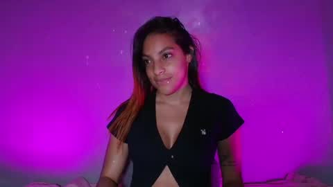 Snapshot of maria_rosee chatting on 04/04/26, 04:37 ELI online show from 04/04/26, 04:37