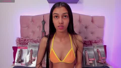  My name is Valentina  online show from 02/06/25, 11:26