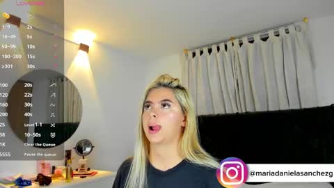 mariadanielasanchez online show from 10/15/25, 02:01