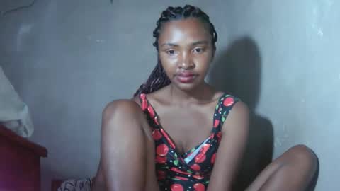 Snapshot of mariah586 chatting on 11/10/25, 09:47 Maria online show from 11/10/25, 09:47