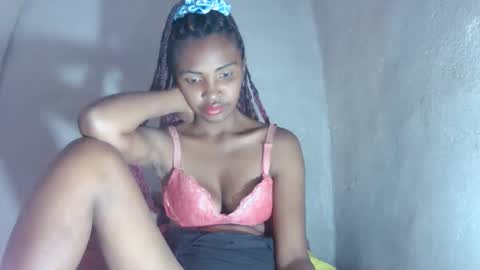 Snapshot of mariah586 chatting on 11/14/25, 10:14 Maria online show from 11/14/25, 10:14