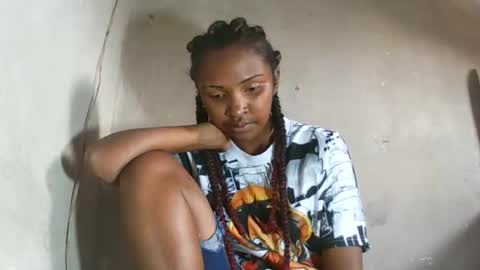 Snapshot of mariah586 chatting on 12/03/25, 01:09 Maria online show from 12/03/25, 01:09