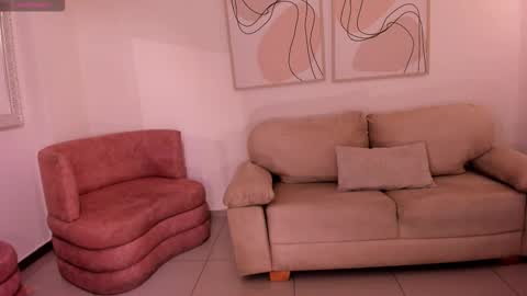 MARIA HERRERA  online show from 11/10/25, 09:58