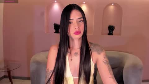 Snapshot of mariaherrera_ chatting on 12/22/25, 07:55 MARIA HERRERA online show from 12/22/25, 07:55