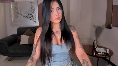Snapshot of mariaherrera_ chatting on 03/10/26, 08:25 MARIA HERRERA online show from 03/10/26, 08:25