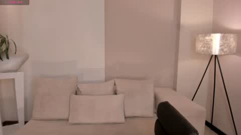 MARIA HERRERA  online show from 06/23/26, 06:17