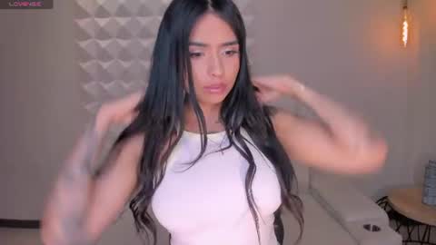 MARIA HERRERA  online show from 07/11/26, 10:11