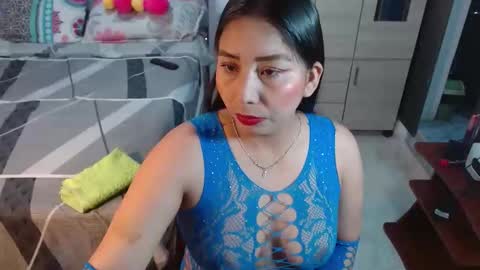 Snapshot of mariajose2015 chatting on 11/04/25, 12:04 Mariajose online show from 11/04/25, 12:04