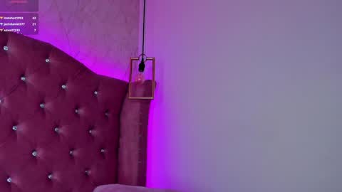 Snapshot of mariam__cute chatting on 12/21/24, 10:40   online show from 12/21/24, 10:40