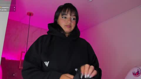 Snapshot of mariam__cute chatting on 01/09/25, 09:58   online show from 01/09/25, 09:58