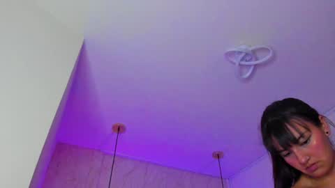 Snapshot of mariam__cute chatting on 02/02/25, 10:17   online show from 02/02/25, 10:17